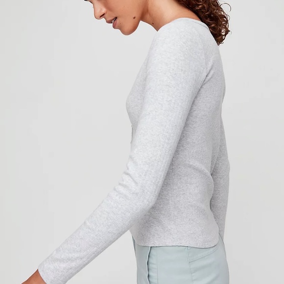 Aritzia The group by Babaton Kerry longsleeve top xxs - Picture 5 of 8